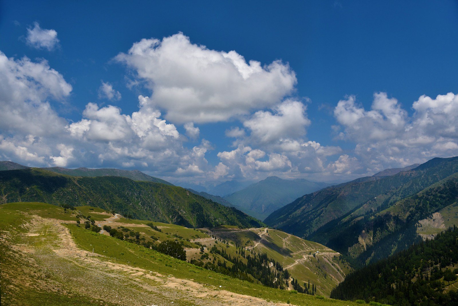Gurez Valley Kashmir mountain landscape and Himalayan scenery