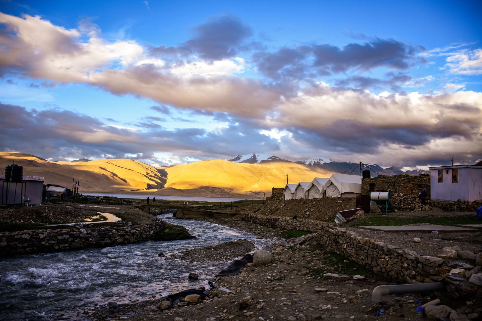 Ladakh hotel cost and accommodation for Leh Ladakh trip